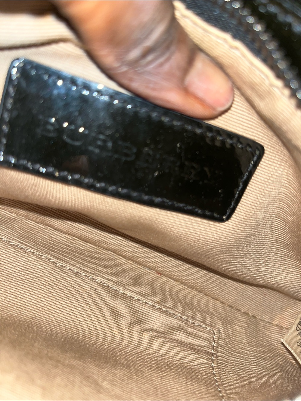 Burberry Beige Plaid Shoulder Bag with Black Trim - Picture 14 of 17